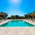 Trulli With Swimming Pool Villa *