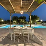 Trulli With Swimming Pool Villa *