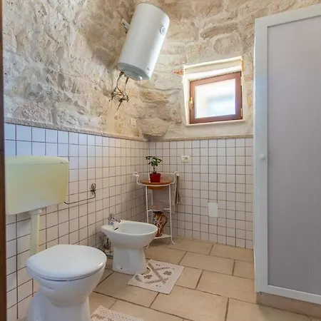 Moh - Trulli Relax With Swimming Pool Villa