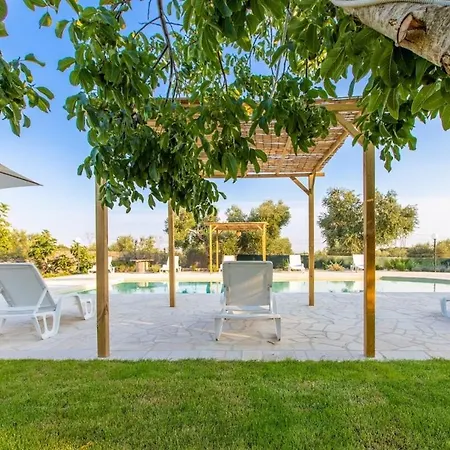 Trulli With Swimming Pool *
