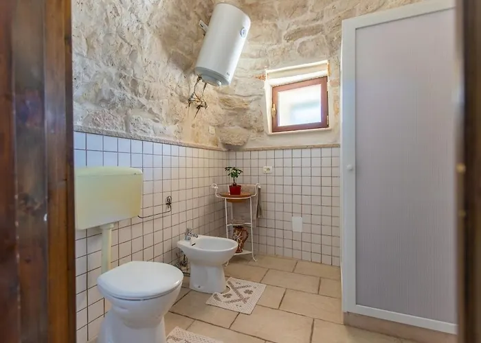 Trulli With Swimming Pool Villa