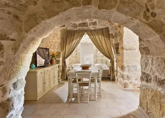 Trulli With Swimming Pool *